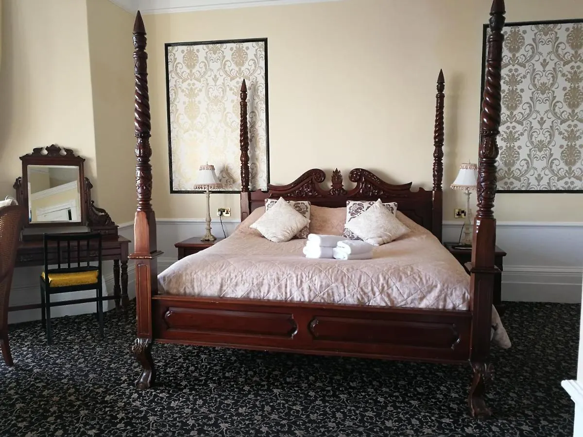 Regency Hotel Brighton 3*,