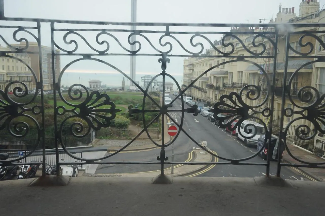 Regency Hotel Brighton 3*,